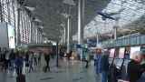 Более тысячи граждан Таджикистана удерживают в московских аэропортах, заявили в МИД страны